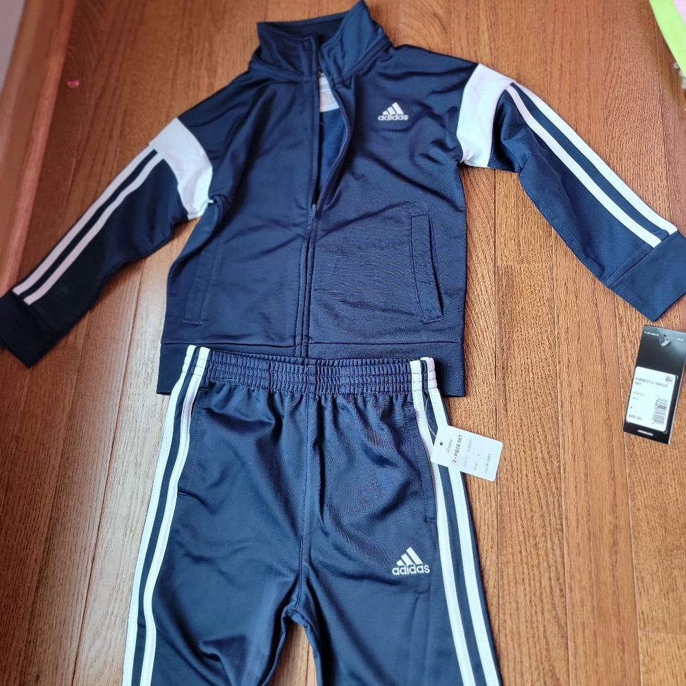 Adidas 2 Piece Set